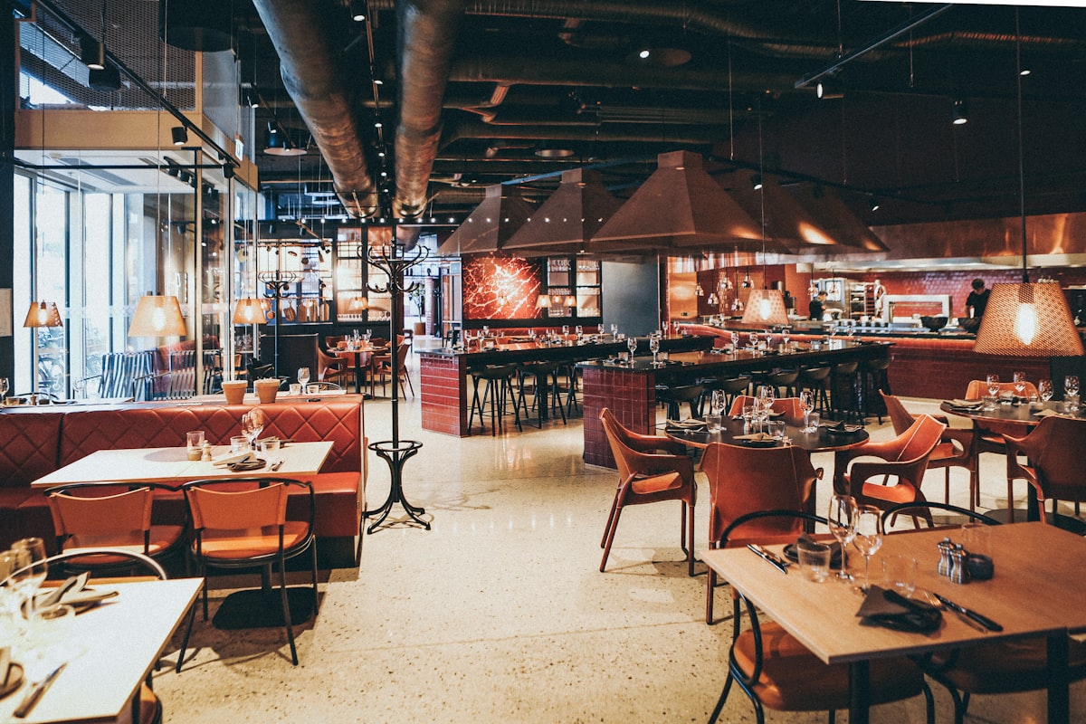 High-Volume QSR Analytics: What Egyptian Fast Food Operators Should Track